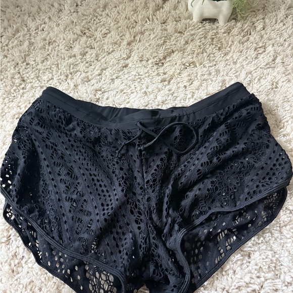 Chic Black swimming bottoms Lace Shorts - Picture 2 of 5